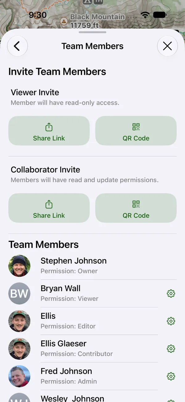 Invite Team Members with Viewer Invite and Collaborator Invite, each with Share Link and QR Code, above the list of team members